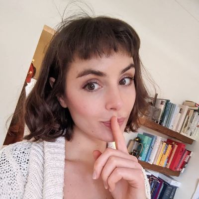 Genevieve Gaunt posing for a photo shoot